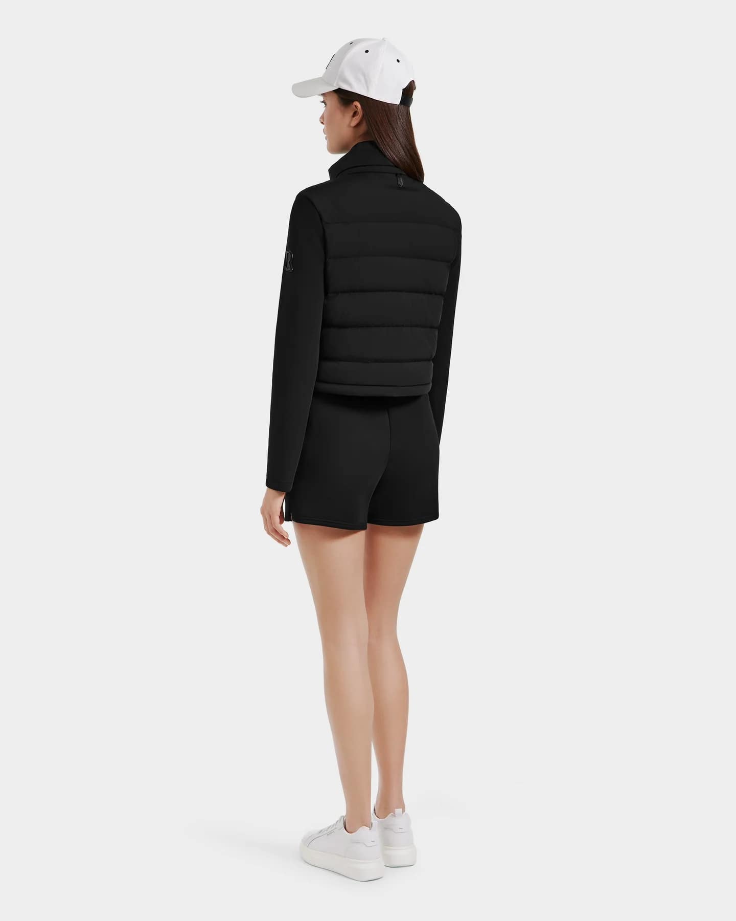 RUD-8125026 AUSHA BLACK LIGHT DOWN JACKET