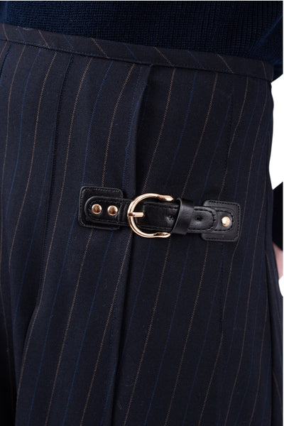 MUN-MNA7108 NAVY&BROWN LUCIE BUCKLE SKIRT