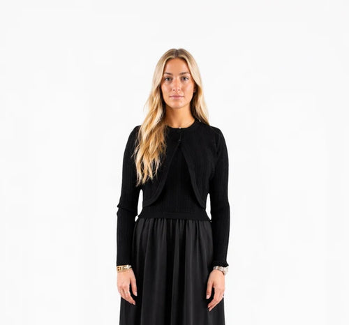 NUE-NUA7142 BLACK AMALIA KNIT BOLERO