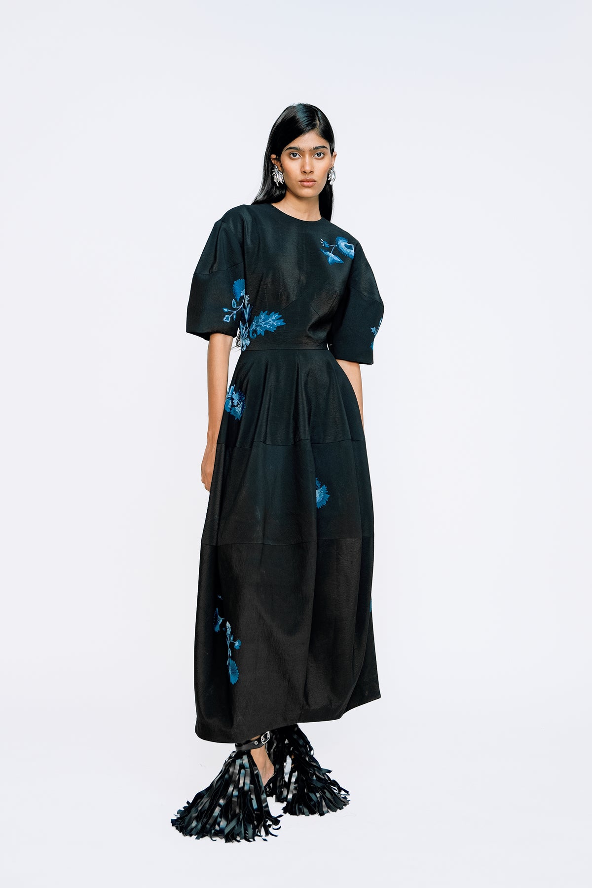 LVB-RS27-037 BLACK&BLUE EMBROIDERED DRESS