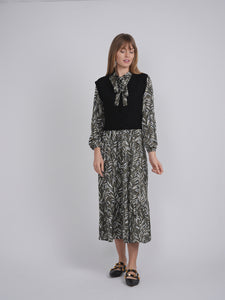 DEJ-WB4CM1136CM BLACK&PRINT VEST SET