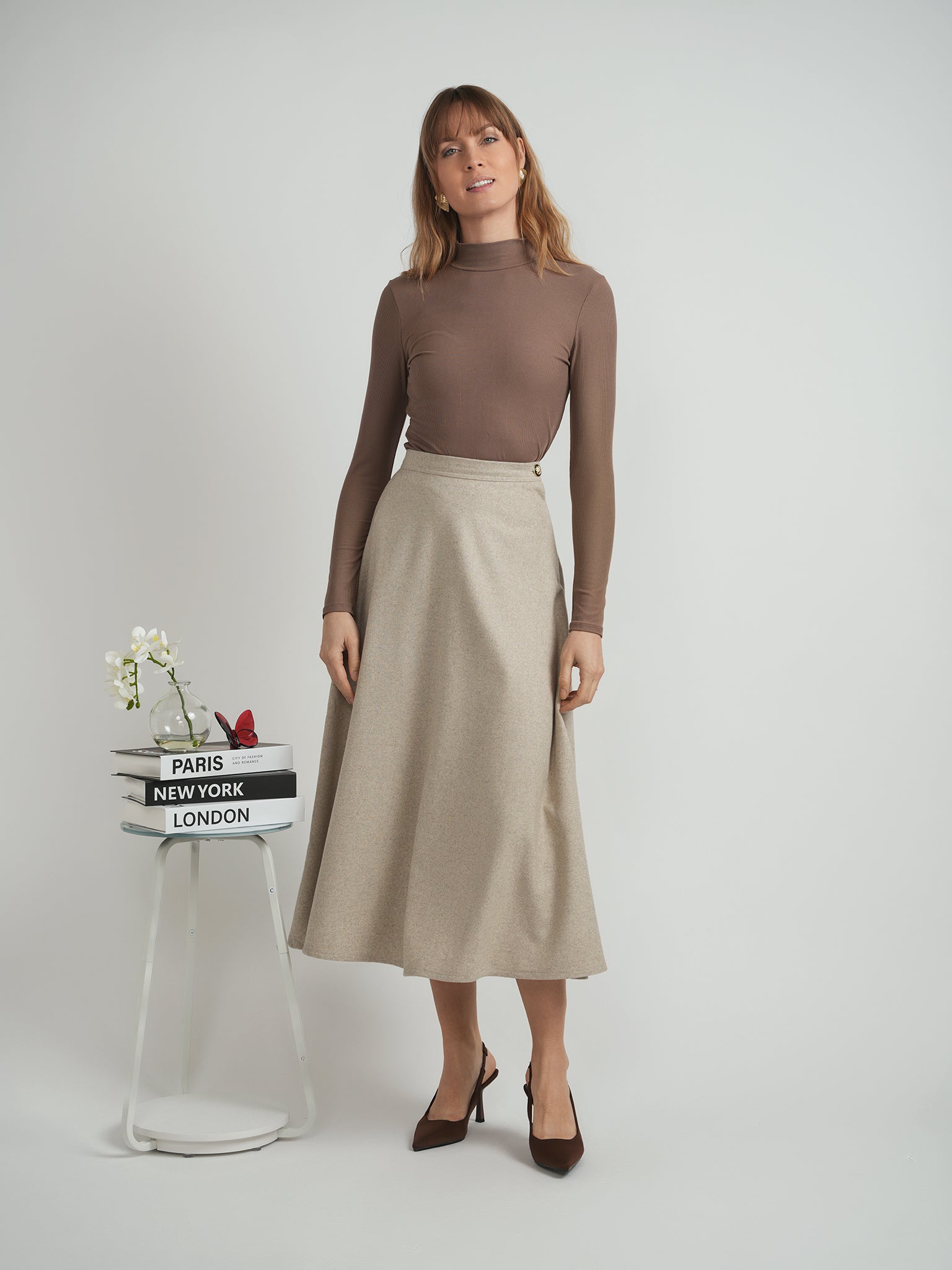 DEJ-WB5CM1700SM OATMEAL BUTTON SKIRT