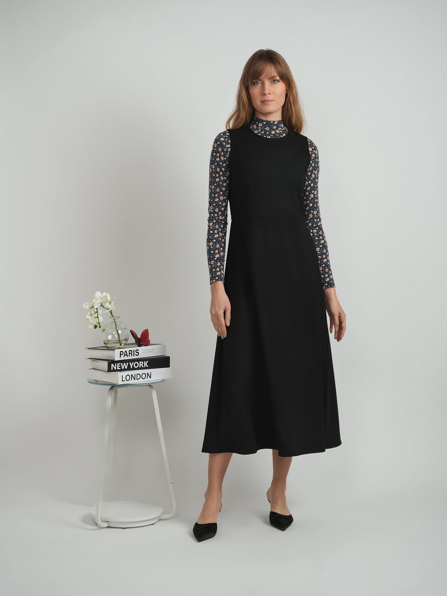 DEJ-WB4CM1076DM BLACK SLEEVELESS DRESS