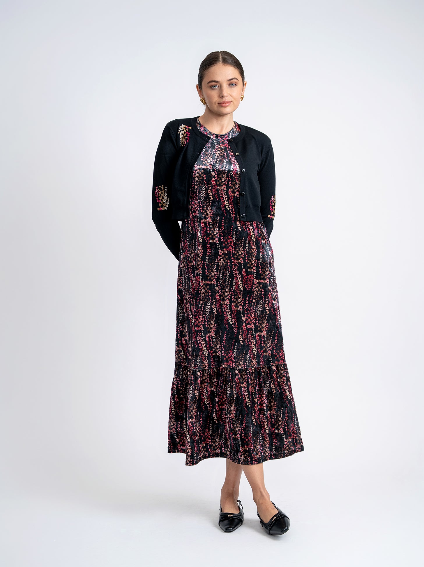 GIN-WB5CPT7271 BLACK&FLORAL CARDI DRESS SET