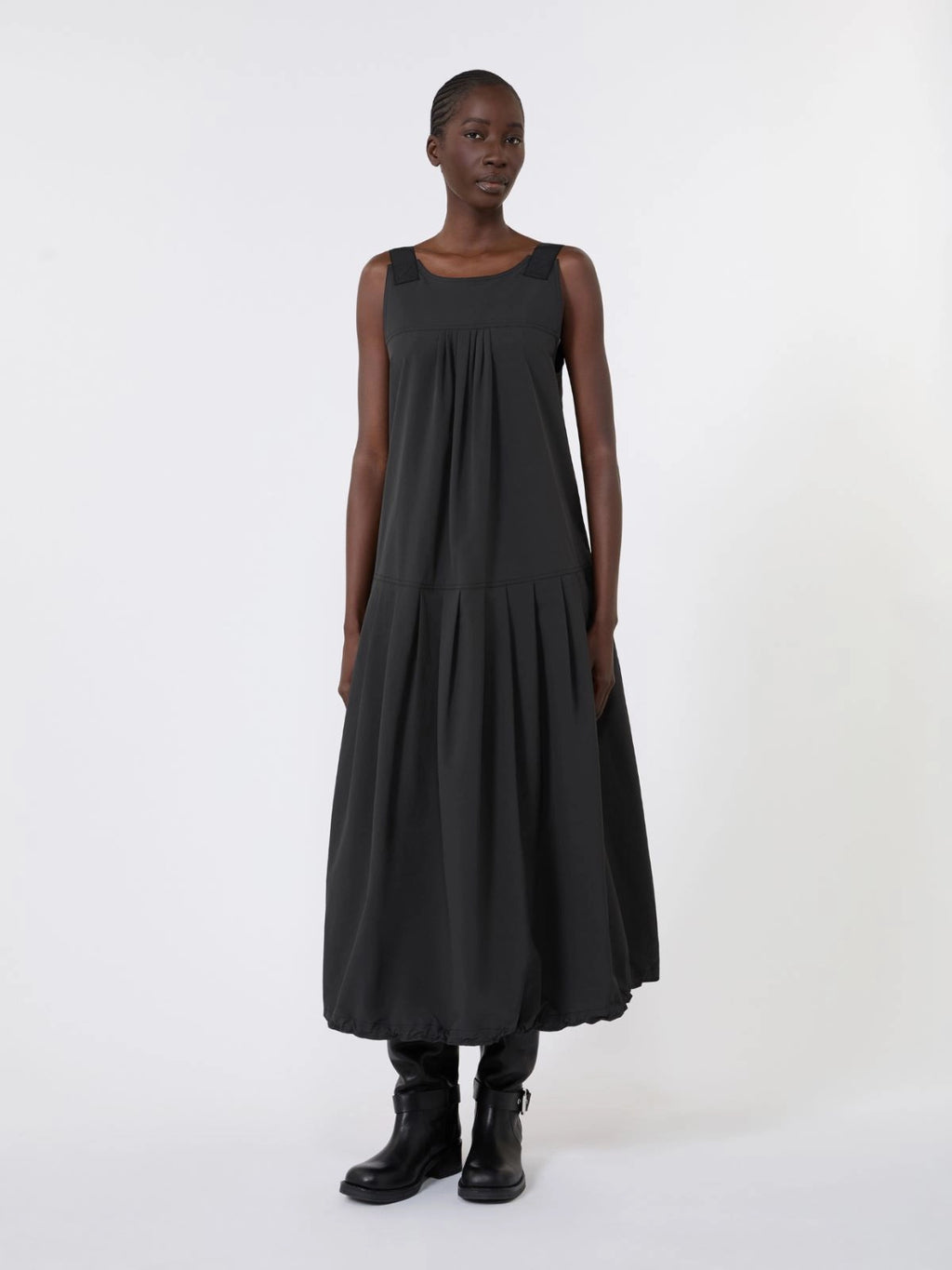 WKD-65606 WKDLEGENDA BLACK SLEEVELESS DRESS