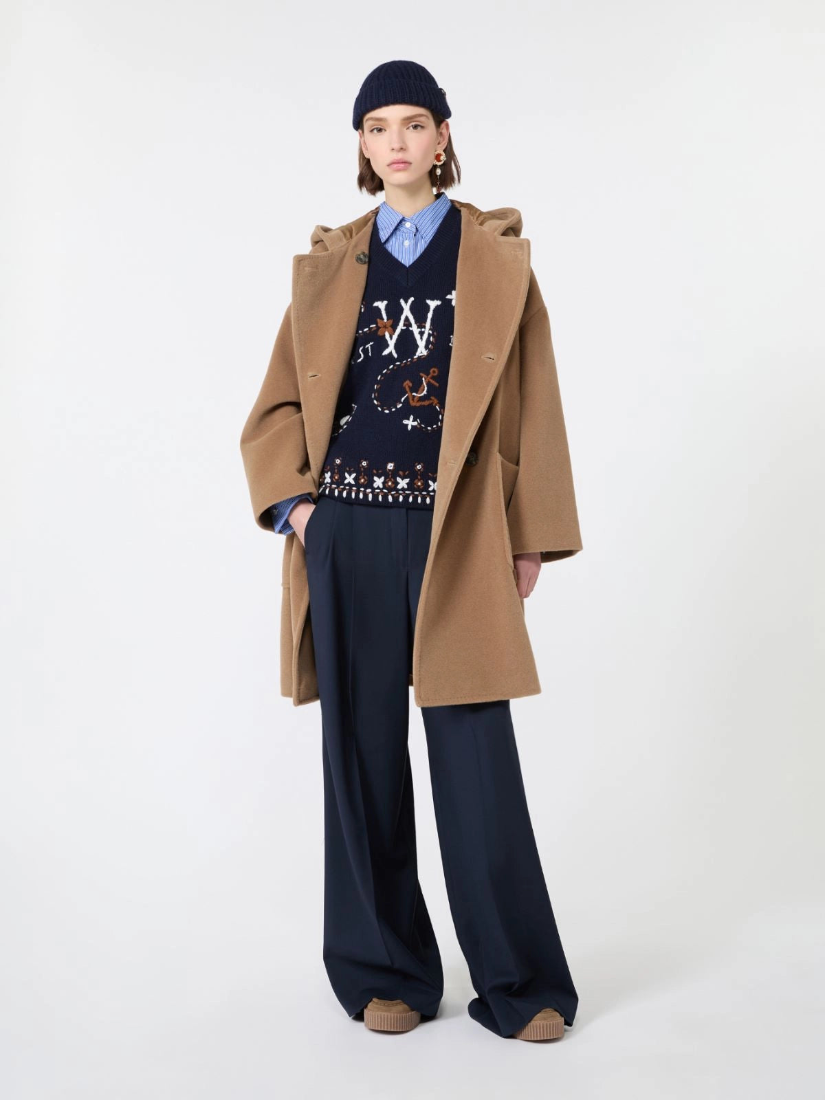 WKD-262535601 WKDCACAO BLUE EMBELLIHED MOTIF VET