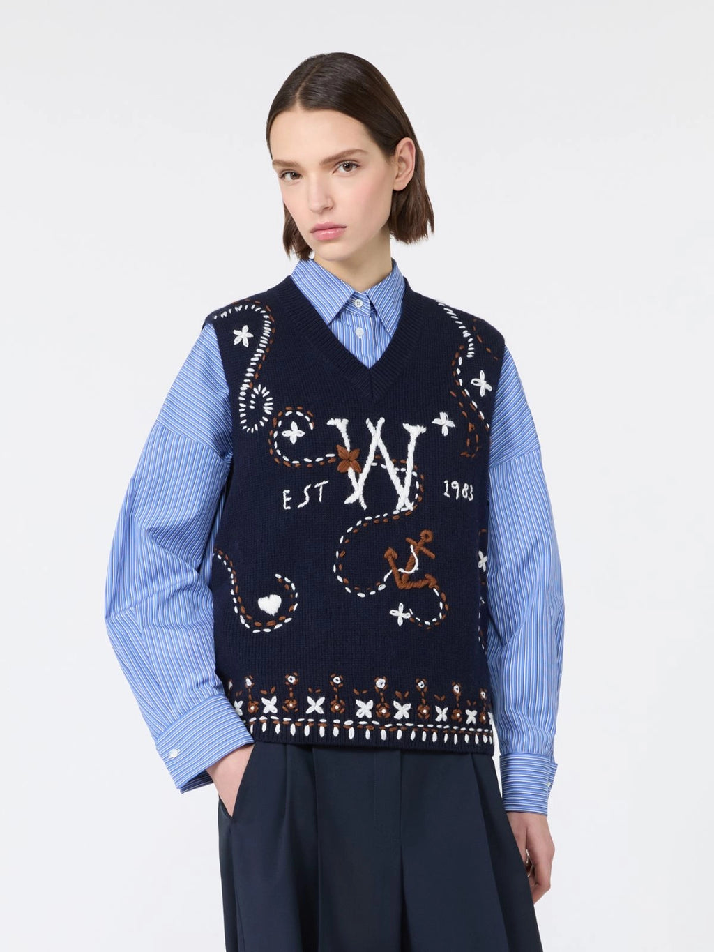 WKD-262535601 WKDCACAO BLUE EMBELLIHED MOTIF VET