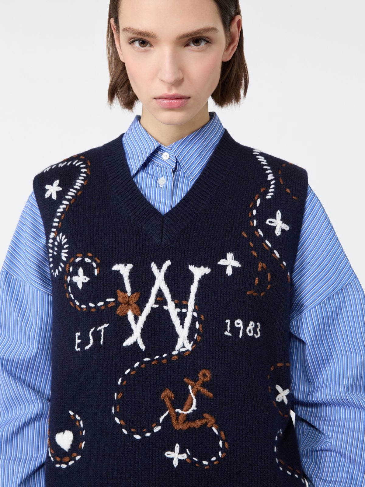 WKD-262535601 WKDCACAO BLUE EMBELLIHED MOTIF VET