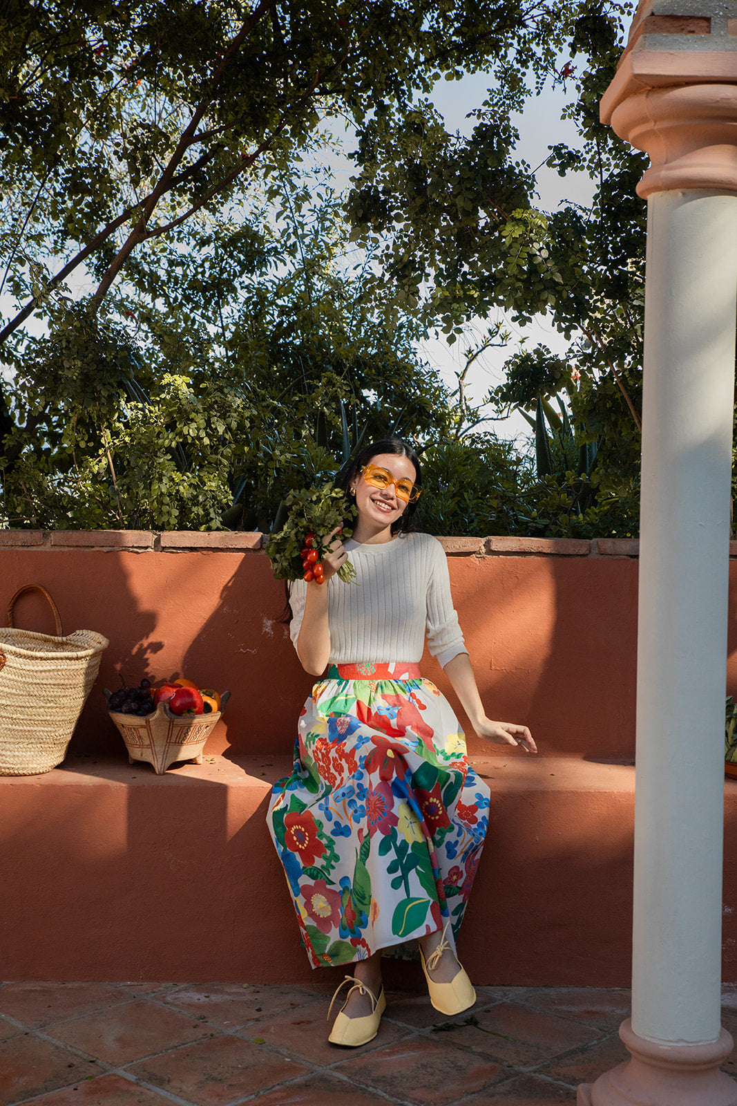 TEA-WT-360 FLORAL LARGE FLOWER PRINT SKIRT