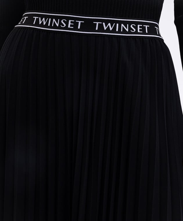 TWS-252TF2120 BLACK PLEATED SKIRT