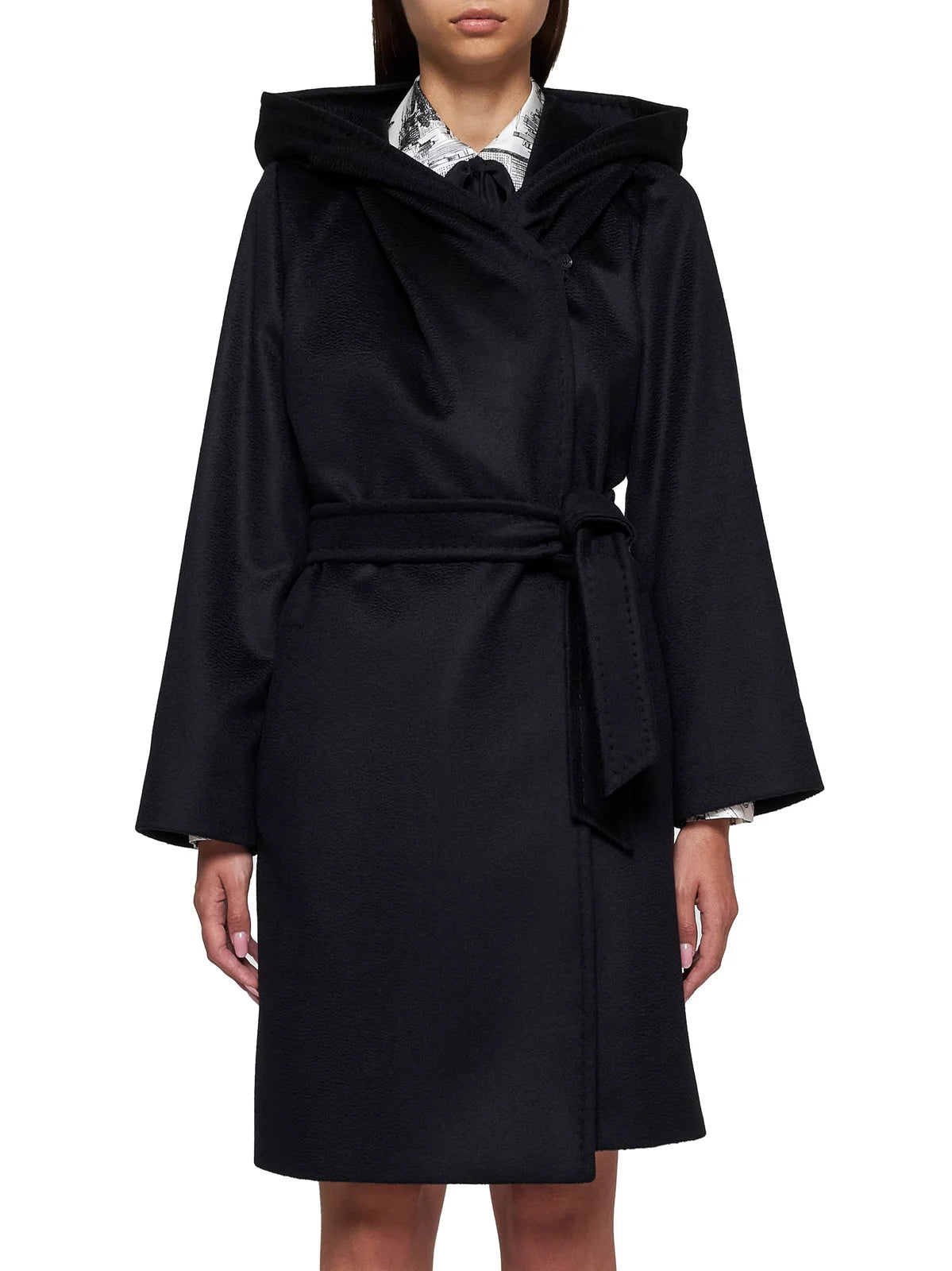 MAX-2426016111 NEWMANG BLACK JACKET