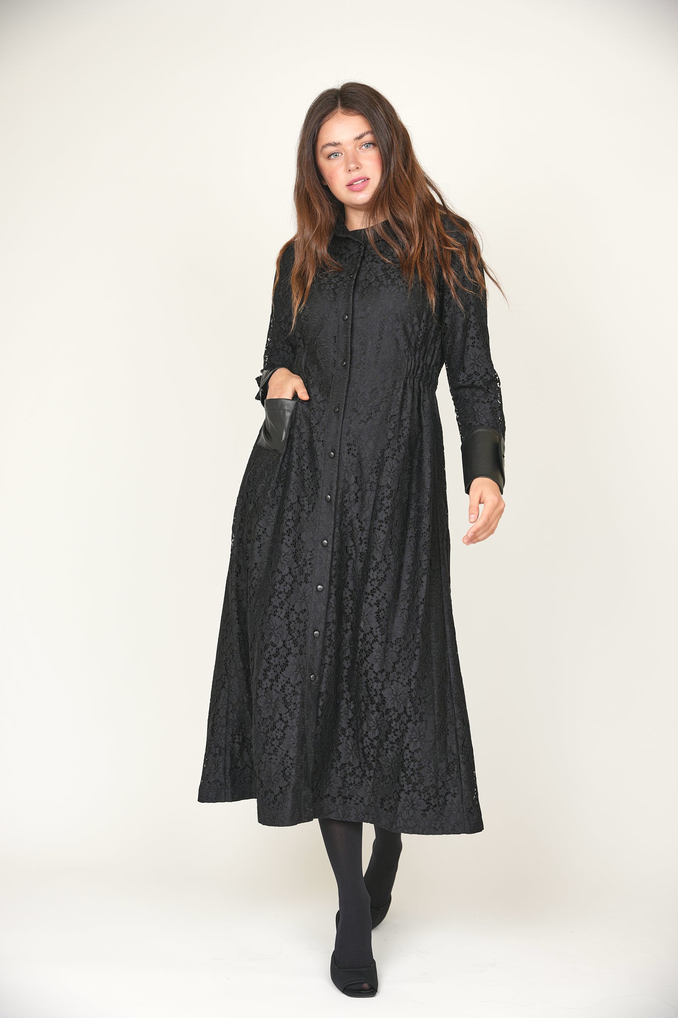 SHA-L12 BLACK FLOWERS DRESS