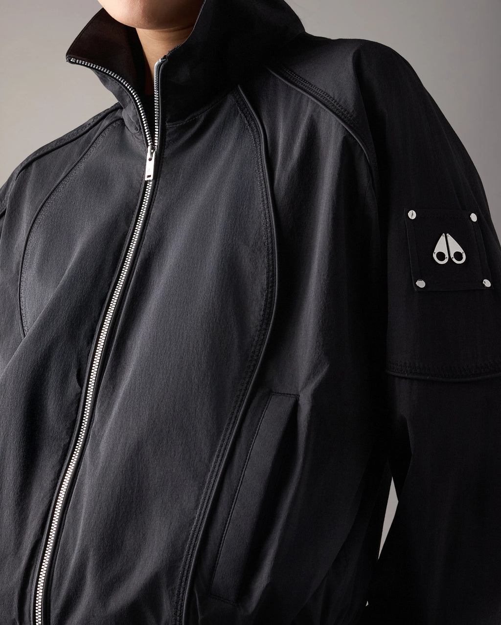 MKN-M16LJ127 BLACK SKYLINE CROP JACKET