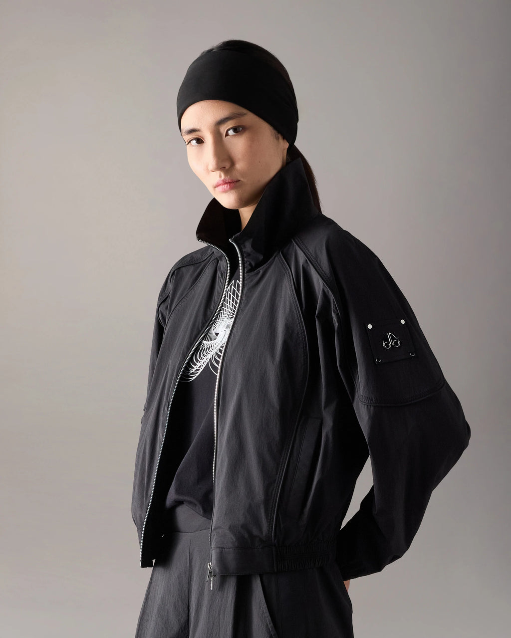 MKN-M16LJ127 BLACK SKYLINE CROP JACKET