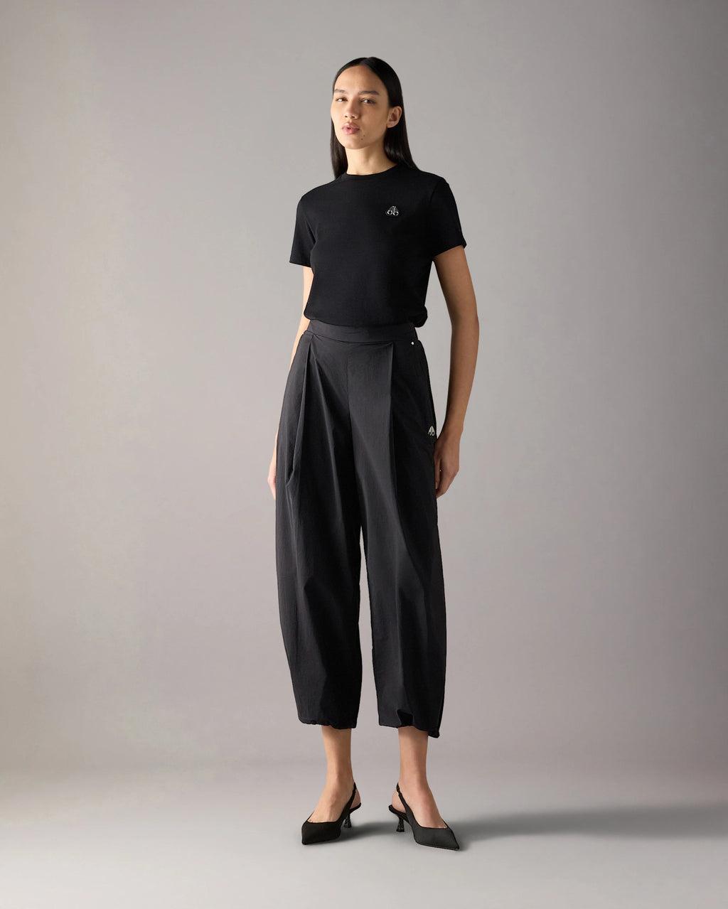 MKN-M16LT744 BLACK W CRESCENT T-SHIRT