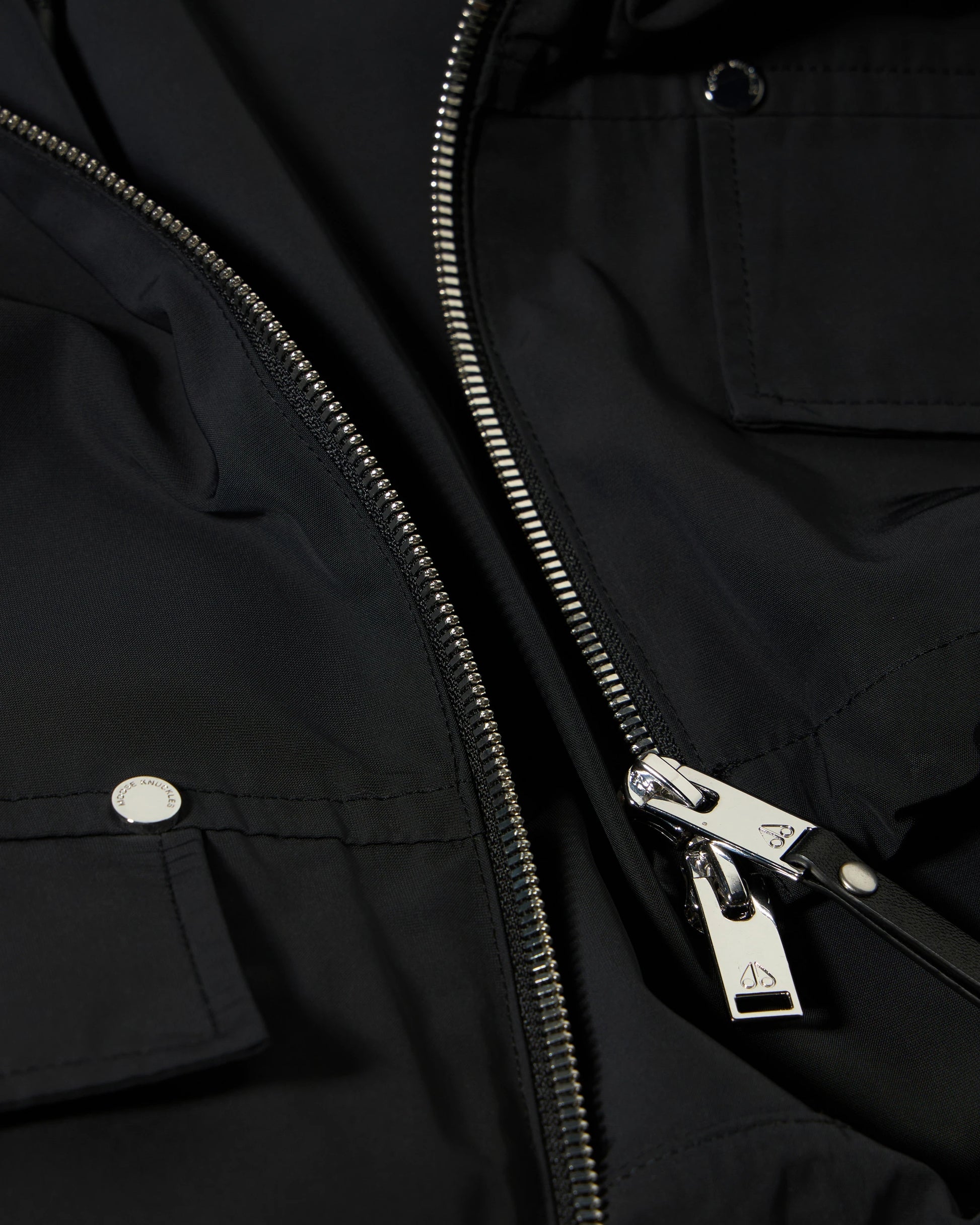 MKN-M16LV460 BLACK ELEVATE HOODED GILET