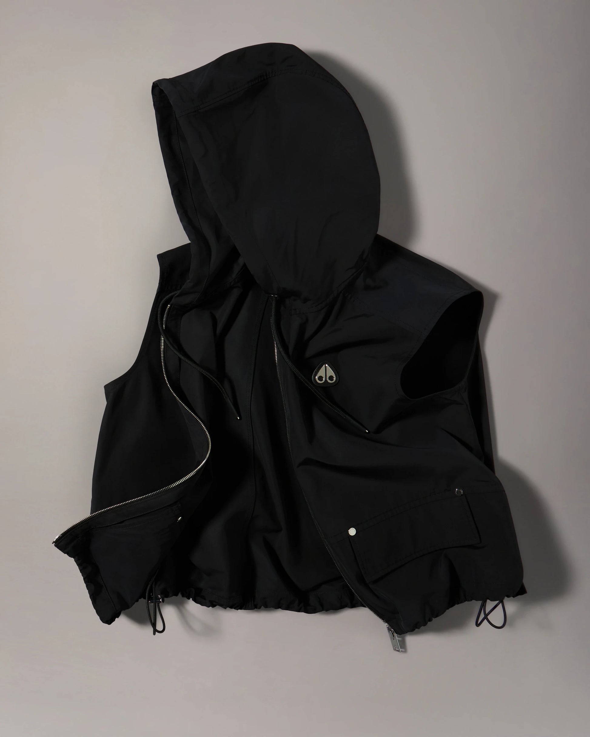 MKN-M16LV460 BLACK ELEVATE HOODED GILET