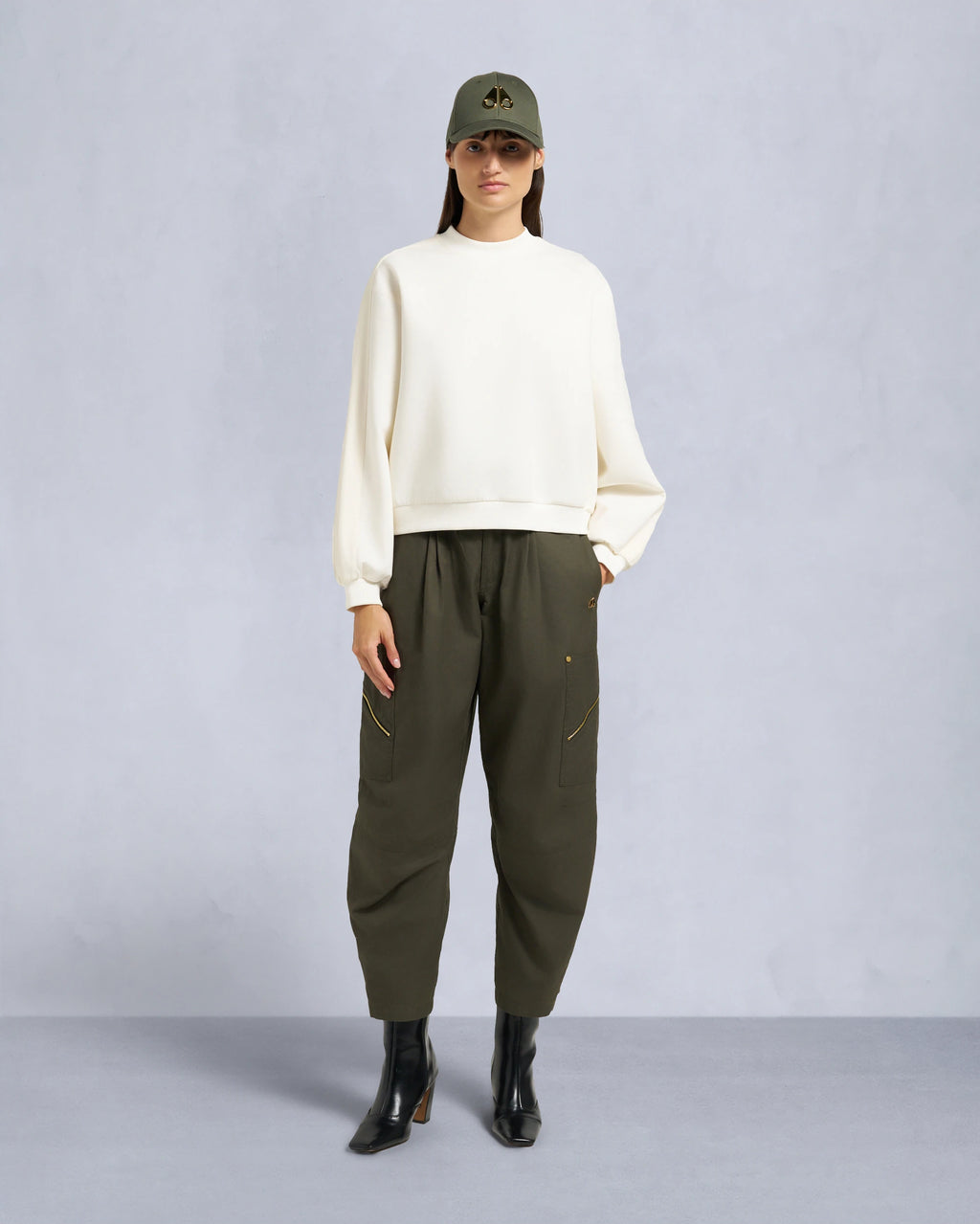 MKN-M35LS631 IVORY MIX MEDIA CREWNECK TOP