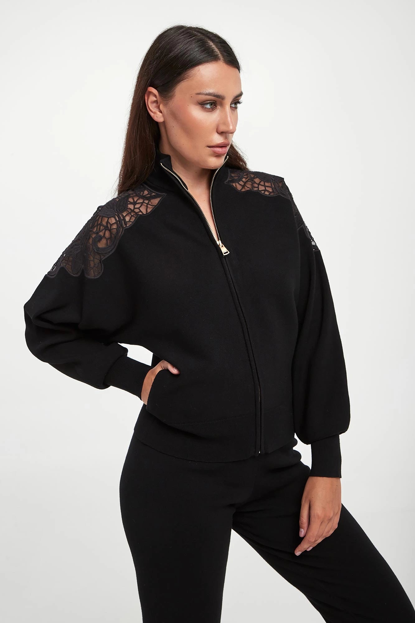TWS-252TP3405 BLACK LACE KNIT ZIP CARDIGAN