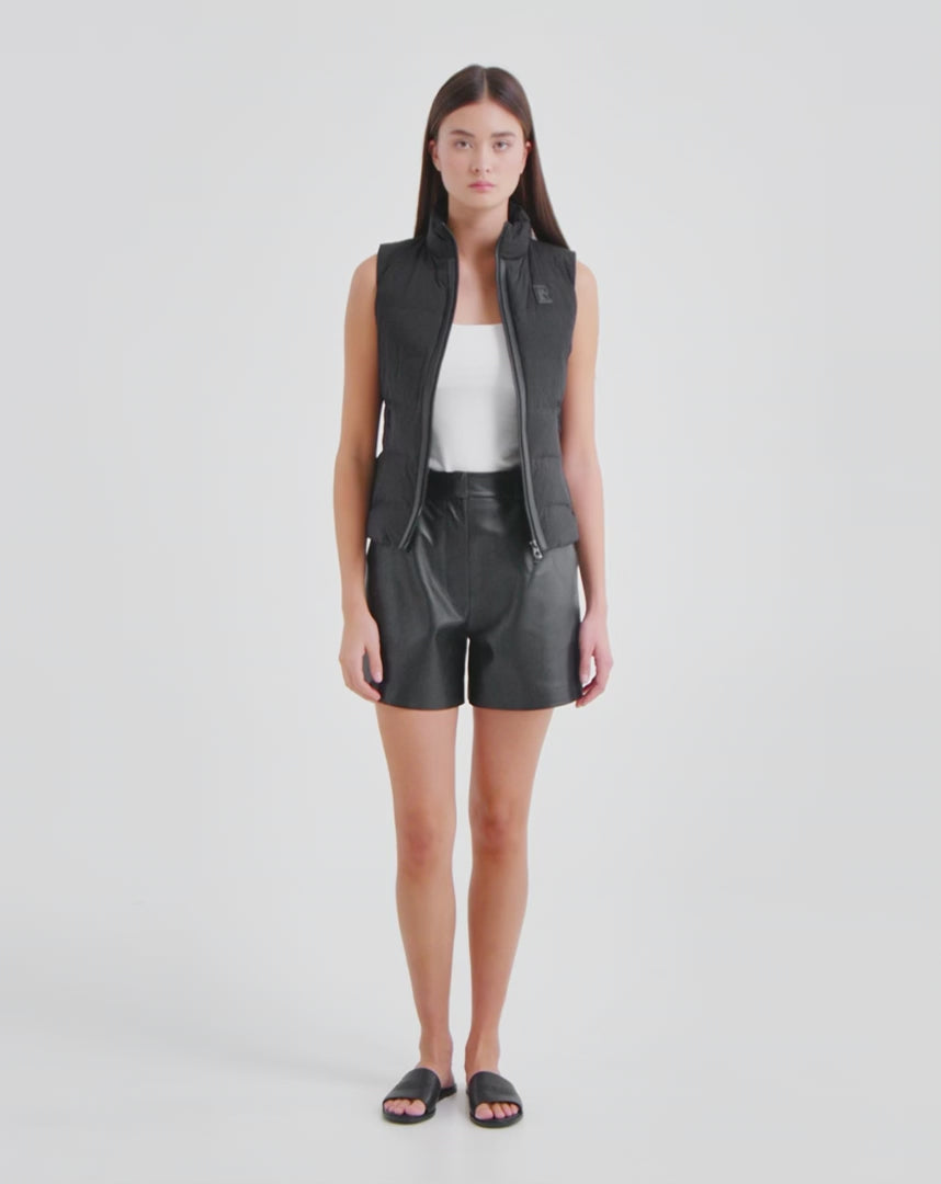RUDSAK-8125014 GABRIELA BLACK FITTED VEST