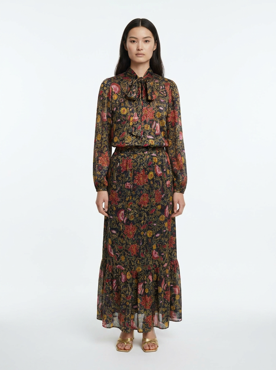 TWS-262AP2230 NAVY FLORAL PRINT SKIRT