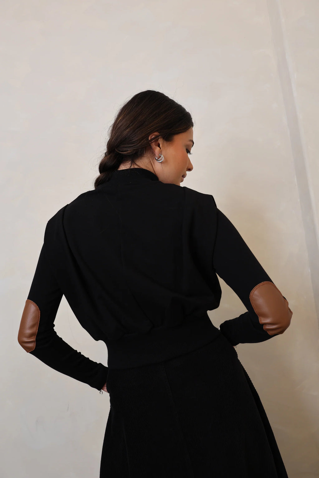PAR-T481 BLACK LEATHER PATCH TURTLENECK