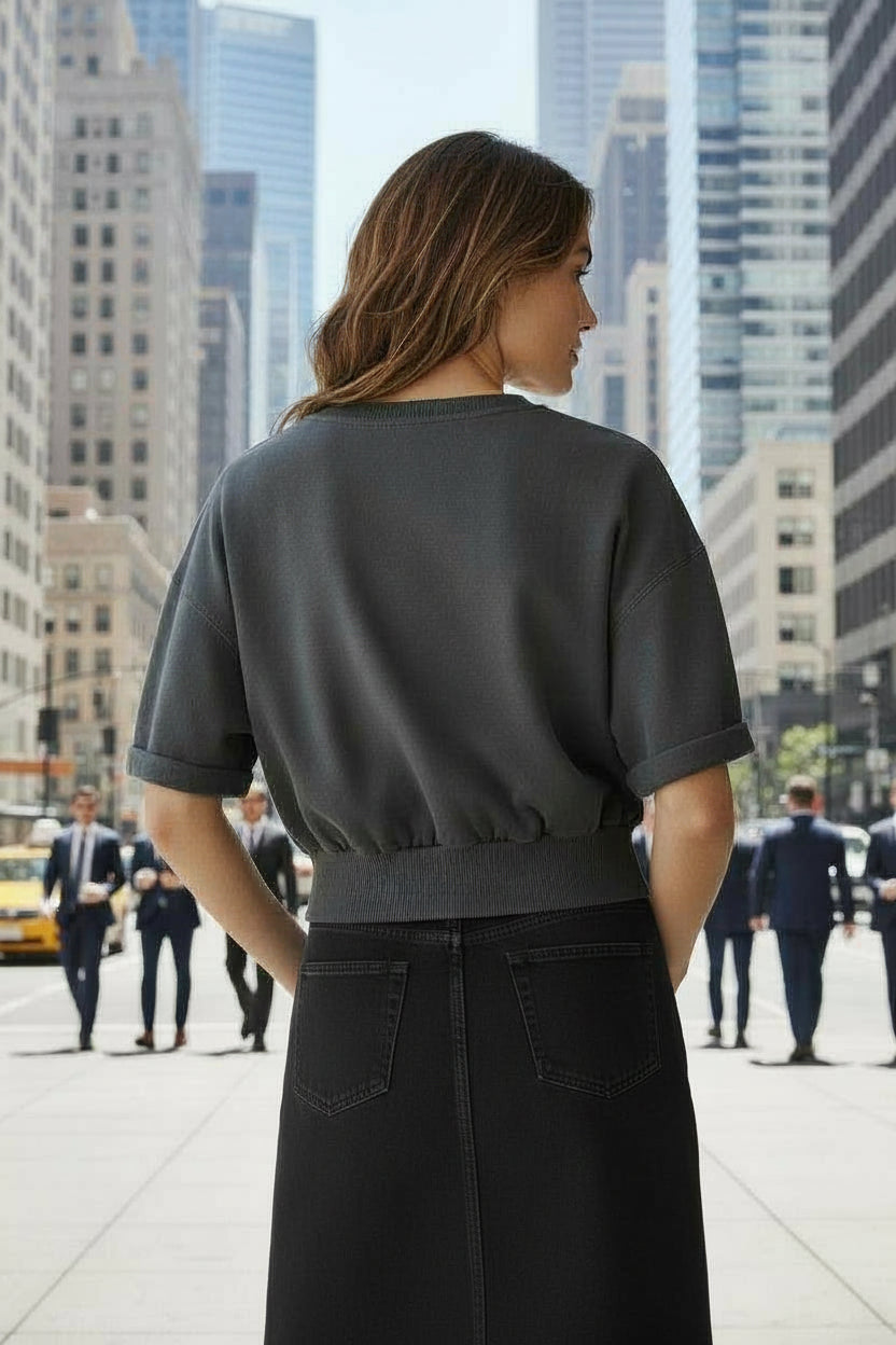 PLM-P241-10004 BLACK CROPPED TOP