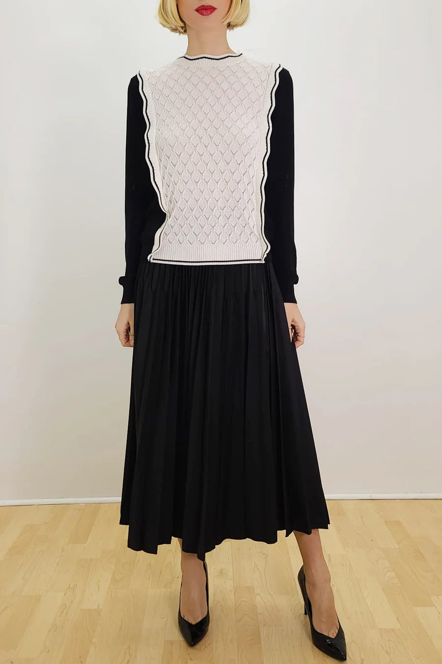 NCY-L62047 BLACK&WHITE TOP