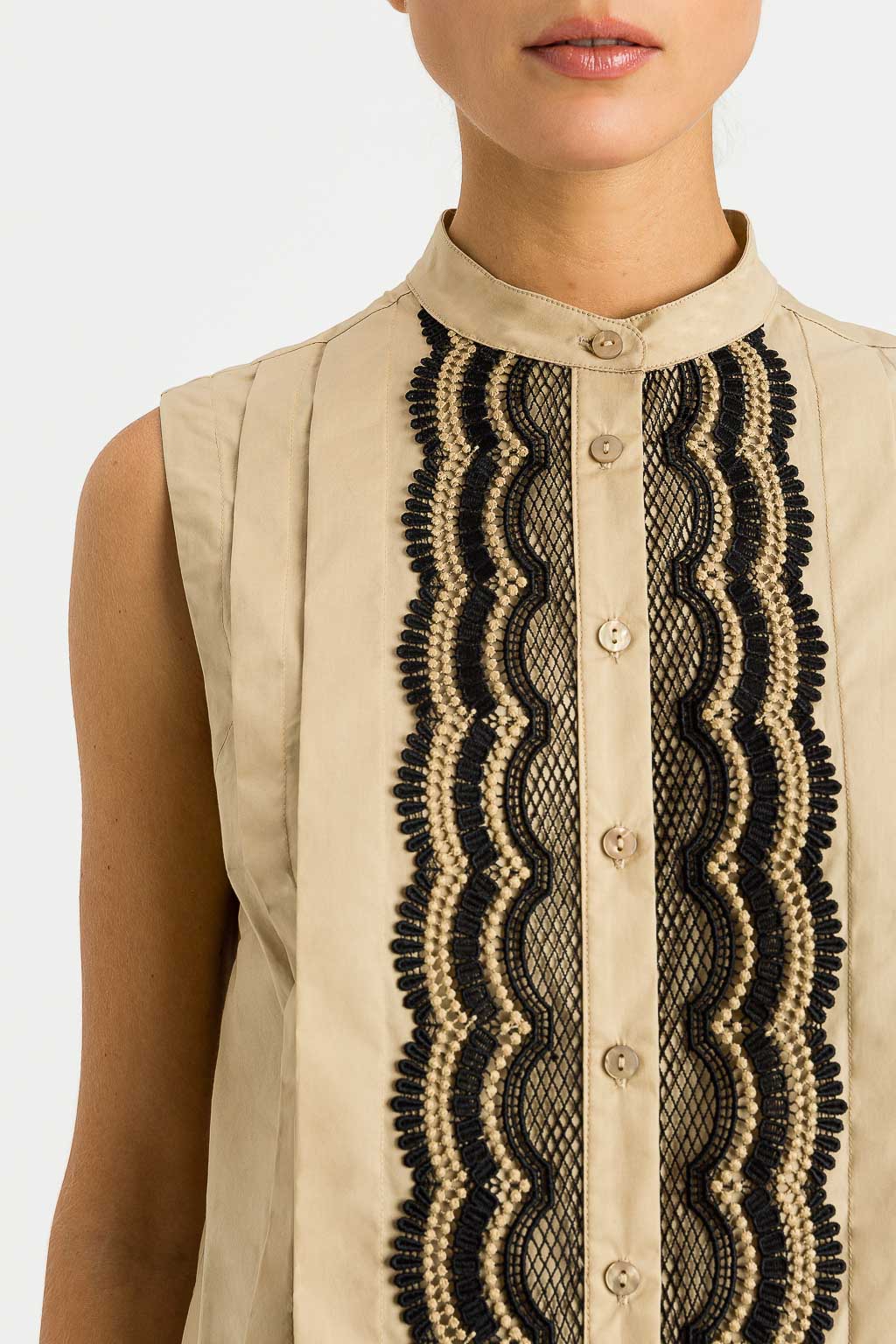 TWS-231TT2125 BLACK&BEIGE BLOUSE