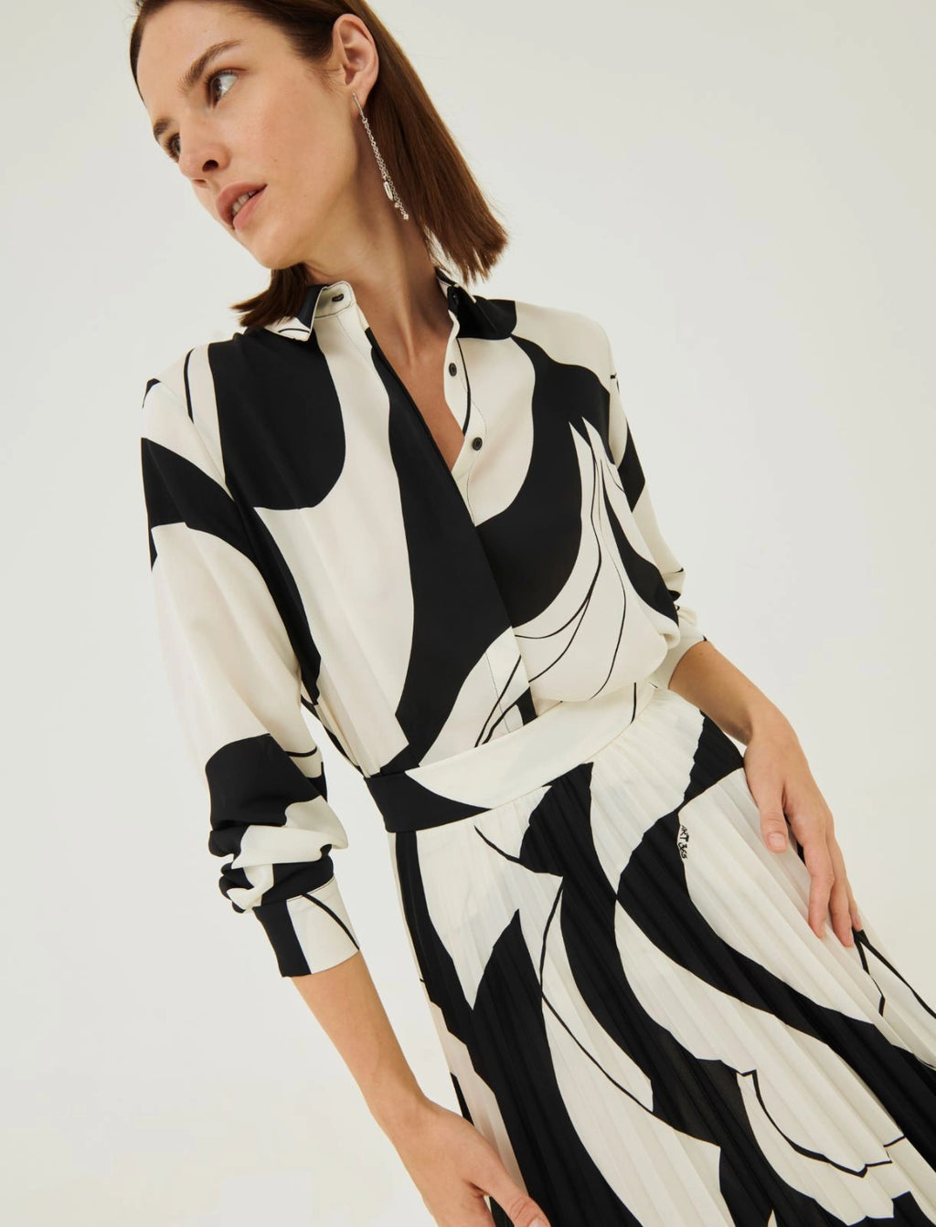 MRL-STAR&SVAGO BLACK&WHITE SET