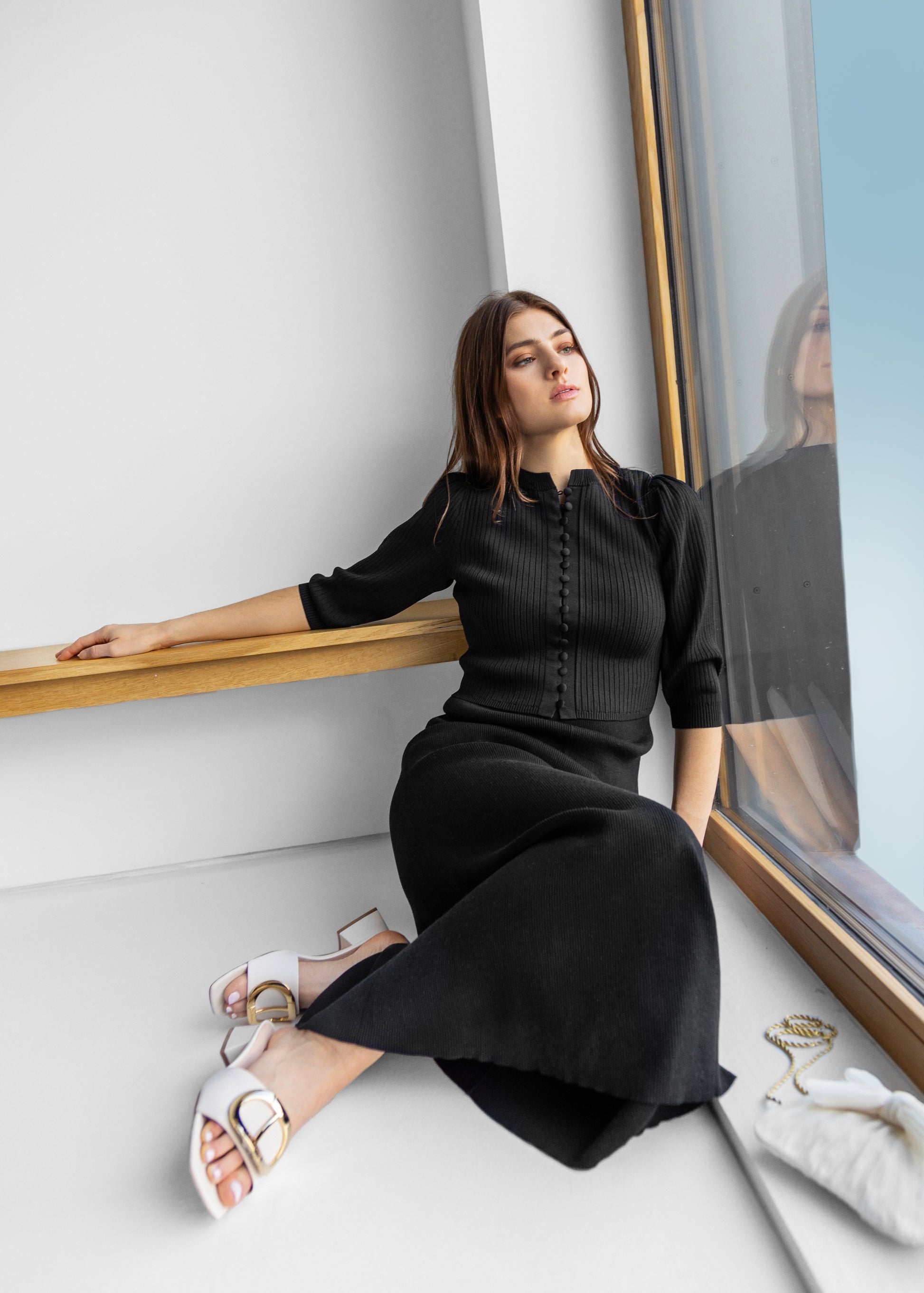 MUN-FRMN3064BK BLACK CARDIGAN