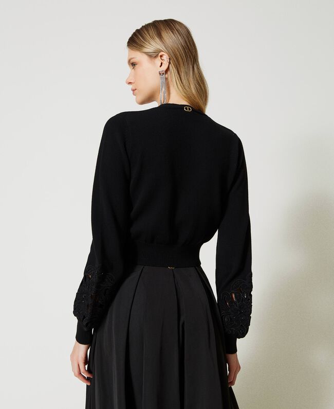 TW-231TP3491 BLACK CROP CARDIGAN