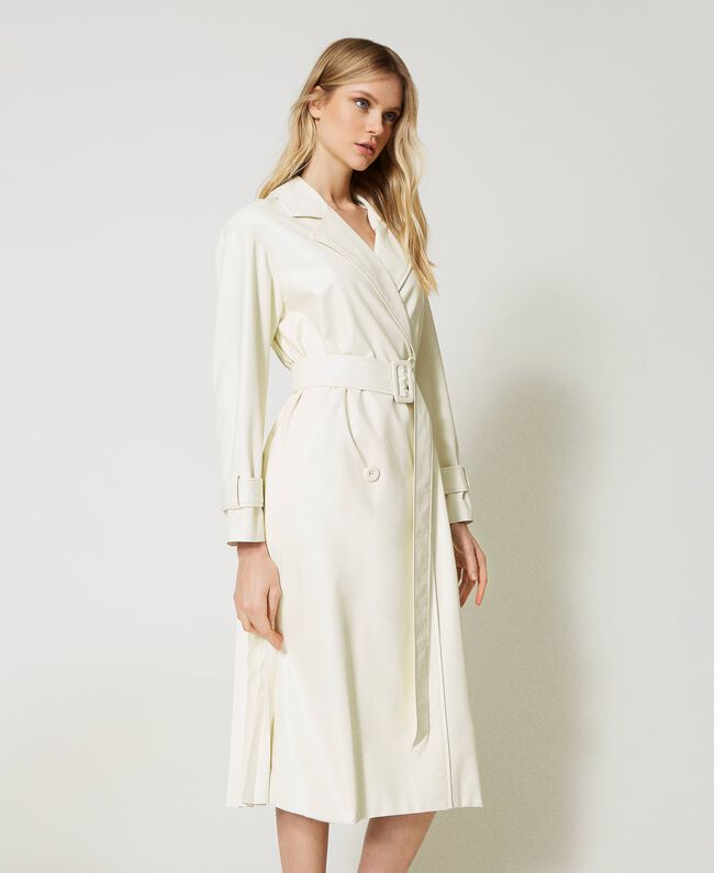 TWS-231TP2093 WHITE COAT