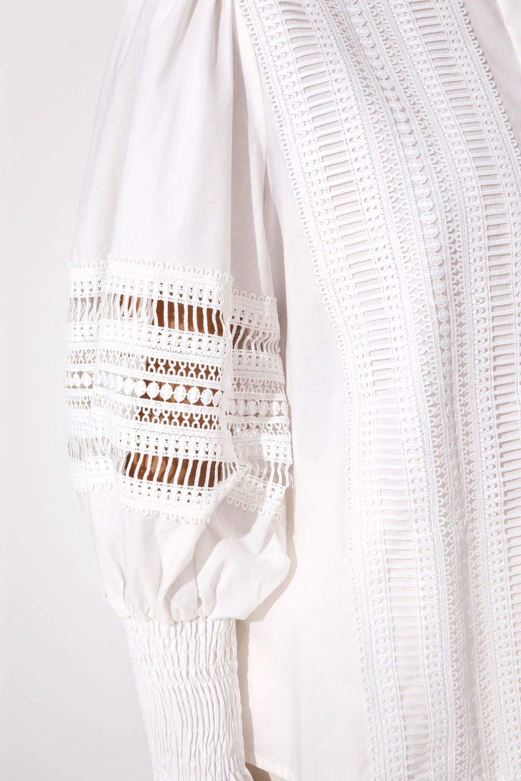 BYM-3025425 LILO WHITE BLOUSE